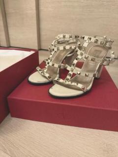 2025年最新】VALENTINO サンダル 36の人気アイテム - メルカリ