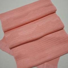 夏物 和装小物 淡いピンクの濃淡のお色に地模様柄入り帯揚げ