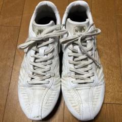 price down❣️ デサント　ホワイト ローカット スパイクシューズ