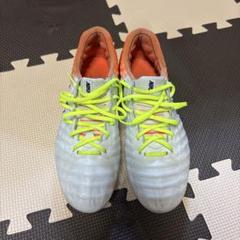サッカースパイクNIKE ティエンポSG 26.5 レア 2025年最新】ティエンポレジェンド7 26.5の人気アイテム - メルカリ