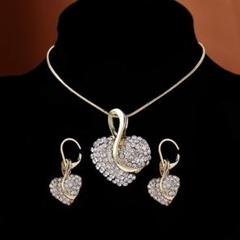 【人気】レディース　ネックレス　ピアス　セット　アクセサリー　ハート　結婚式