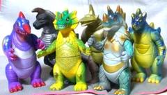 怪獣コマンドパワー軍団・パチモン怪獣6体セット 怪獣コマンドパワー軍団・パチモン怪獣 6体セット - メルカリ
