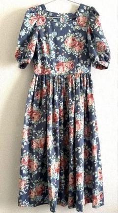 花柄 薔薇 ローズ ローラアシュレイ 好きな方おすすめ