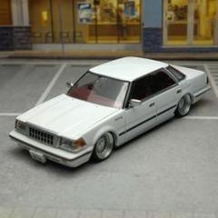 TLV トヨタ クラウン 3.0 ロイヤルサルーンG (カスタム品