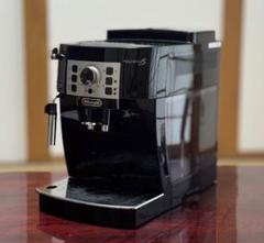 Delonghi ECAM22110SB Magnifica XS Super-Automatic Espresso