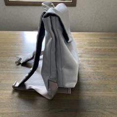 chi.wataのオフホワイトのリュック、おおさん専用でお願いします chi.wataのオフホワイトのリュック、おおさん専用でお願いします