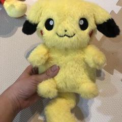 ポケモンセンター限定　ダルマッカごっこピカチュウ ぬいぐるみ　タグなし ポケモンセンター限定 ダルマッカごっこピカチュウ ぬいぐるみ