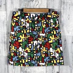 and per seカラフル抽象模様 ゴルフスカート