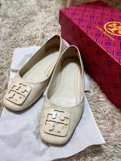 トリーバーチ TORY BURCH フラットシューズ(9.5US)ベージュ