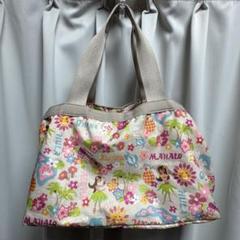 ハワイ限定　LeSportsac オノリシャス　ミニボストンバッグ　旅行 LeSportsac レスポートサック ボストンバッグ ハワイアン柄 4318