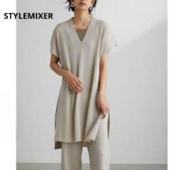 新品タグ付き◇スタイルミキサー ドライニットサイドスリットトップ Vネック 半袖