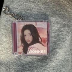 ILLIT ガチャ WONHEE