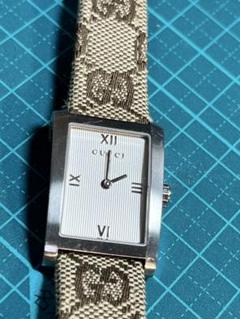 GUCCI グッチ 8600J 女性用 クオーツ腕時計 2025年最新】グッチ8600Jの人気アイテム - メルカリ