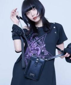 【REFLEM x SHIINA HIKARI】 チェーン付きビッグカットソー REFLEM x SHIINA HIKARI】 チェーン付きビッグカットソー