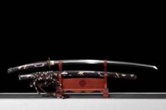 カササギの舞   古兵器 武具　刀装具　日本刀　模造刀 居合刀 Amazon.co.jp: 古兵器 武具 刀装具 日本刀 模造刀 居合刀 白虎王