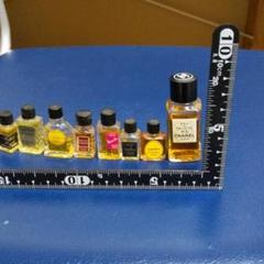 シャネルといろいろな香水セットです