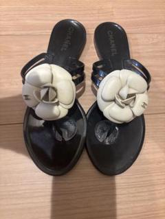 ベロアカメリアが上品♡【CHANEL】シャネル サンダル 23K☆》シャネル サンダル フットベット カメリア (CHANEL