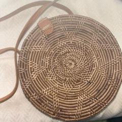 ハンドメイド かごバッグ 円形 ストロー素材 レザーストラップ