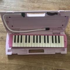 YAMAHA ピアニカ 32鍵 ピンクのサムネイル