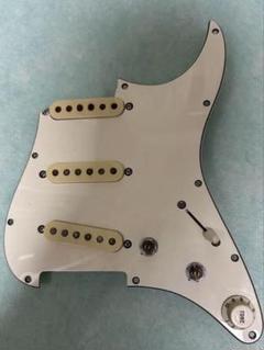 Edwards E-SE-125M/RB WH 税込販売価格 ￥84,800- 新品 ジミヘン仕様のリバースストラト!!E-SE-125M/RB  一本限りの特価品が入荷!! « 浜松の中古楽器の買取＆販売 ギターとリペア(修理)の事ならソニックス