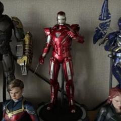 ホットトイズ アイアンマン　シルバー・センチュリオン(アーマー・スーツアップ版) ムービー・マスターピース DIECAST】『アイアンマン3