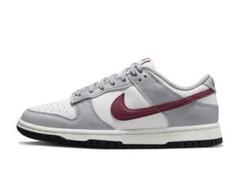 Nike WMNS Dunk Low "Grey/Red" W28.5CMのサムネイル