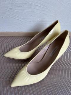 CASADEI イエロー ポインテッドトゥ ハイヒール　25 CASADEI イエロー ポインテッドトゥ ハイヒール25