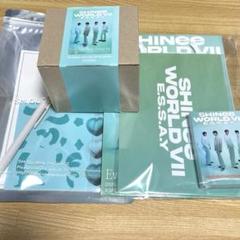 SHINee - SHINee　WORLD V　グロパ　アクスタ　おまけ付き　☆ 楽天市場】SHINee WORLD VI MD グッズ トレーディング