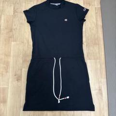 Champion ブラック ワンピース M