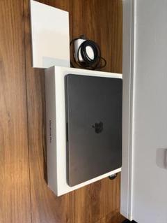 MacBook Pro 14インチ M4チップ 16GB 512GB