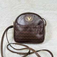 【MARIO VALENTINO】ブラウン Vロゴ ショルダーバッグ 斜め掛け