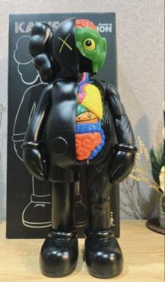 2025年最新】kaws フィギュアの人気アイテム - メルカリ