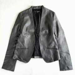 新品　INDIVI インディヴィ　レザージャケット　ライダース　ベージュ INDIVI（ライダースジャケット）のフリマアイテム一覧