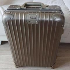 リモワ RIMOWA スーツケース トパーズチタニウム 32Lシャンパンゴールド