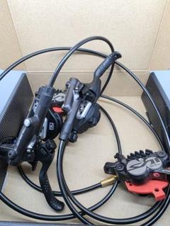 SHIMANO SLX M670 + SAINT M820ディスクブレーキセット SHIMANO SLX M670 + SAINT M820ディスクブレーキセット