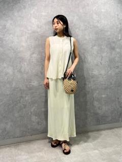 新品 BALLSEY ボールジィノースリーブ ぺプラムトップス ブルー