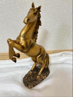 馬 置物 風水 金色アンティーク　競馬　金 開運　縁起　インテリア　造形品