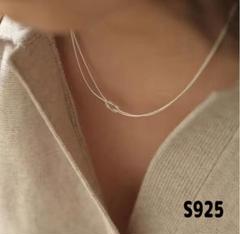 ネックレス　シルバー　S925　スネークチェーン　シンプル　上品　おしゃれ