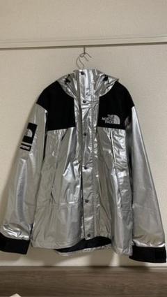 シュプリーム supreme18ss ノースフェイス シルバー M