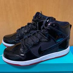 NIKE SB DUNK HIGH TR QS BRED