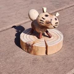 木製 猫の置物