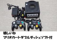 ④　Nintendo ゲームキューブ本体　 黒コントローラー2個付き