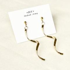 519◇ゴールド　ロングピアス　大ぶり　ハンドメイド　ピアス　イヤリング