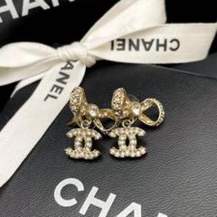 極美品シャネル ピアスリボン3D ラインストーンゴールド