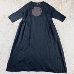 【タグ付き・未使用品】ツハルバイサマンサモスモス モノグラム刺繍パーツワンピース パーツレース刺繍ワンピース（オフホワイト/チャコールグレー