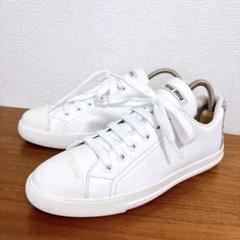 新品未使用　miu miu エナメル白スニーカー38サイズ 2025年最新】MIU MIU レディース スニーカーの人気アイテム