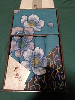 銘仙未使用反物　ボルドー地に花柄＋幾何学模様 2025年最新】花銘仙の人気アイテム - メルカリ