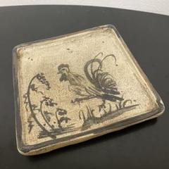 時代品 古志野 絵志野 鉄絵鶏図四方皿 時代品 古志野 絵志野 鉄絵鶏図四方皿 - メルカリ