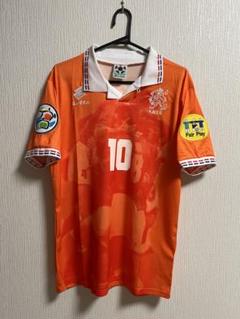 ベルカンプの名ゴールが紙幣に！ 98年W杯のスーパーゴールが描か