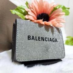 ✨新品未使用✨　BALENCIAGA ミニ財布　エブリデイ　デカロゴ　折り財布 2025年最新】balenciaga 財布 エブリデイの人気アイテム - メルカリ